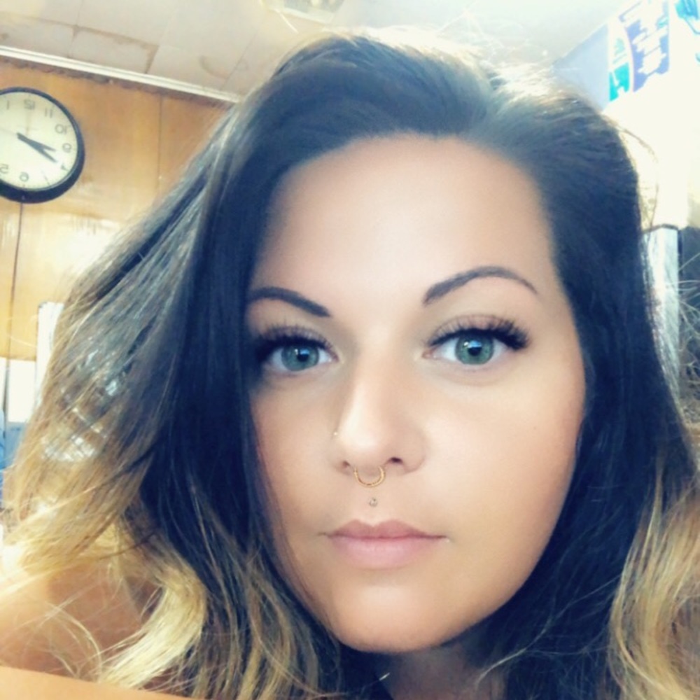 Meet your Posher, Helene